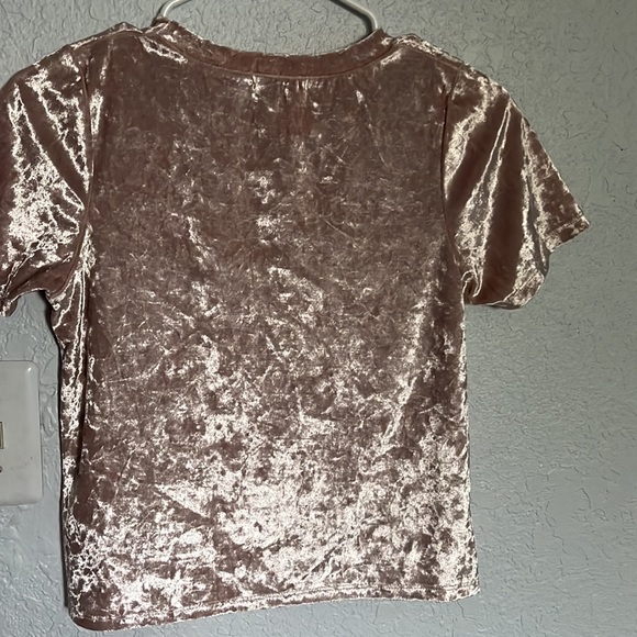Velour top - Picture 2 of 3